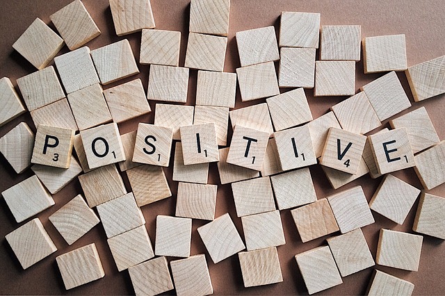 positive-letters-2355685_640